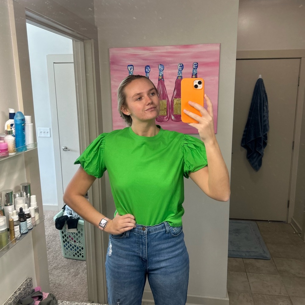Green puff sleeve shirt
